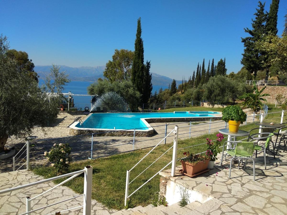 Hotel Theasis Παραλία Σεργούλας Εξωτερικό φωτογραφία