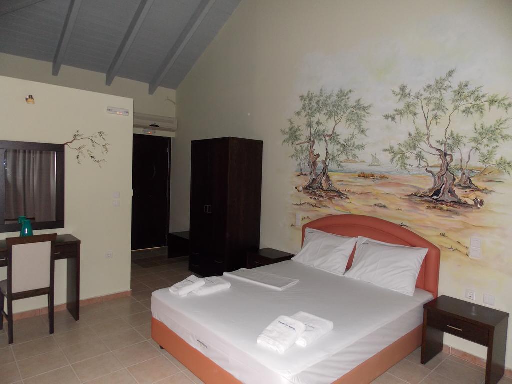 Hotel Theasis Παραλία Σεργούλας Εξωτερικό φωτογραφία