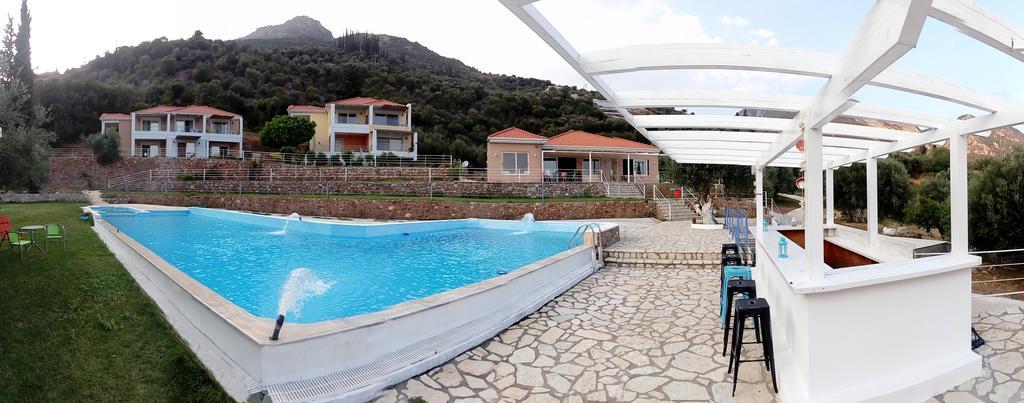 Hotel Theasis Παραλία Σεργούλας Εξωτερικό φωτογραφία